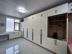 五龙街将军楼140平三室三卫39.8万