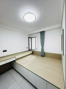 御临华府14楼125.4平三室两卫65.8万