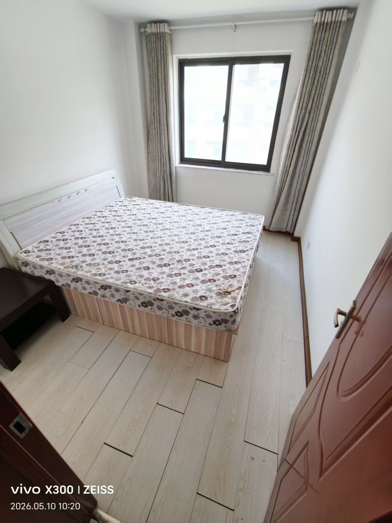 @出租:1100，天润城，3楼，2室