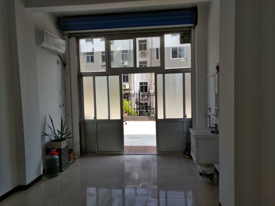 低价出租馥地家园车库公寓