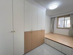 单山路三楼98.79平三室全屋定制新铺地暖有质保27.8万