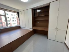 苏家东街浇筑楼 三楼 92.94平三室33.8万