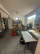职工街海鲜店70多平地暖1.2万