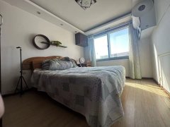 @35.8万，石山路，浇筑147平