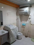 二中**阳光小区住人一楼小三室105平36.8