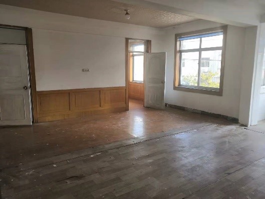 文登区利群西初家园街30号临街商铺对外出租