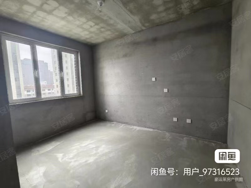 河南水产居民小区电梯新楼2楼东115平47万