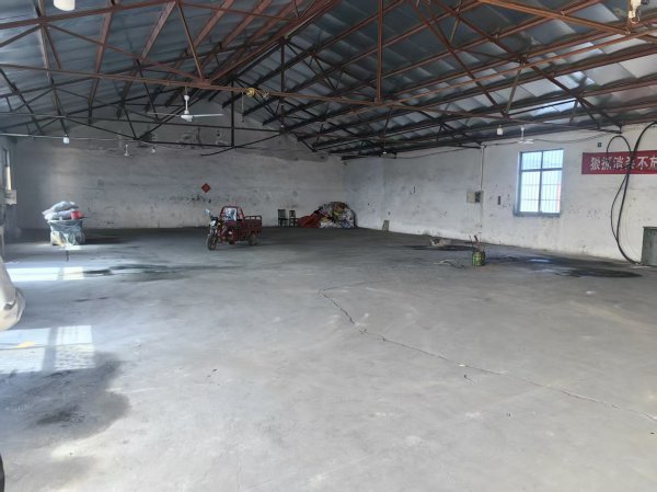 泊子村700平厂房对外出租