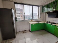 一实小附近西楼浇筑楼住人3楼93.6平21.5万