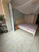 兴隆街一楼83.5平三室拎包入住28.8万
