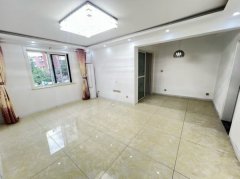 河景东城三期住一楼112.6平三室49.8万