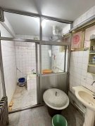 燕南东街地势平坦2楼131.2平4室28.8万