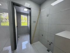 河景东城四期洋房一楼带下跃194.43平四室两卫102万