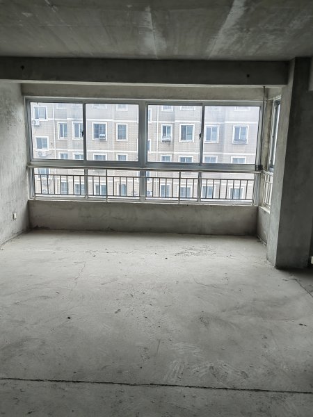 泰浩华居房屋出售