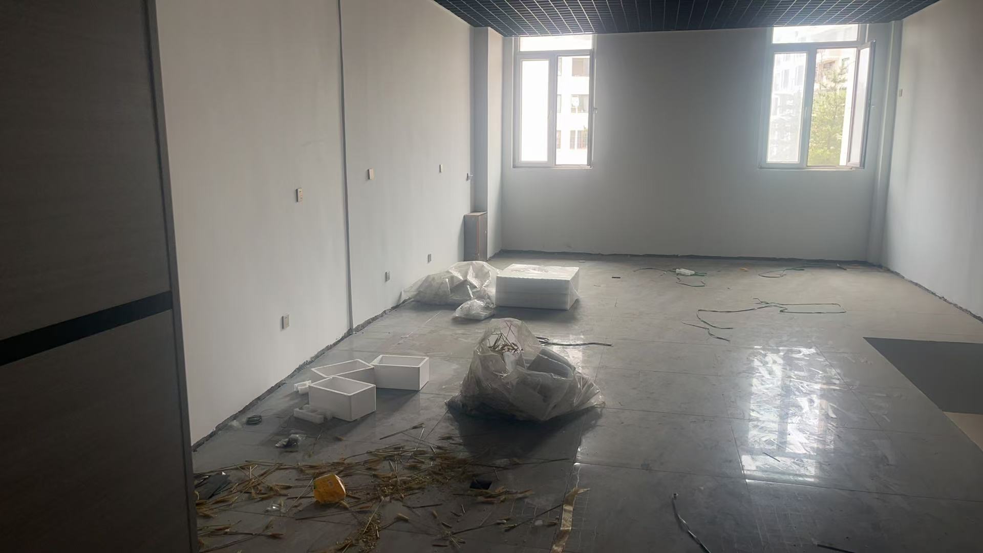文登珺悦府西 门门市房