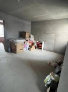 @19.8万，柳岸御府，3楼，毛坯！