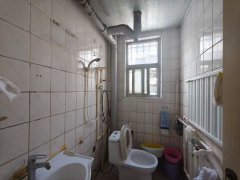 苏家东街一楼81.25平3室24.8万