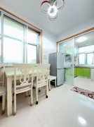 南山街4楼 118.53平三室22.8万