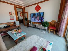 一实小附近二楼106平拎包入住22.8万