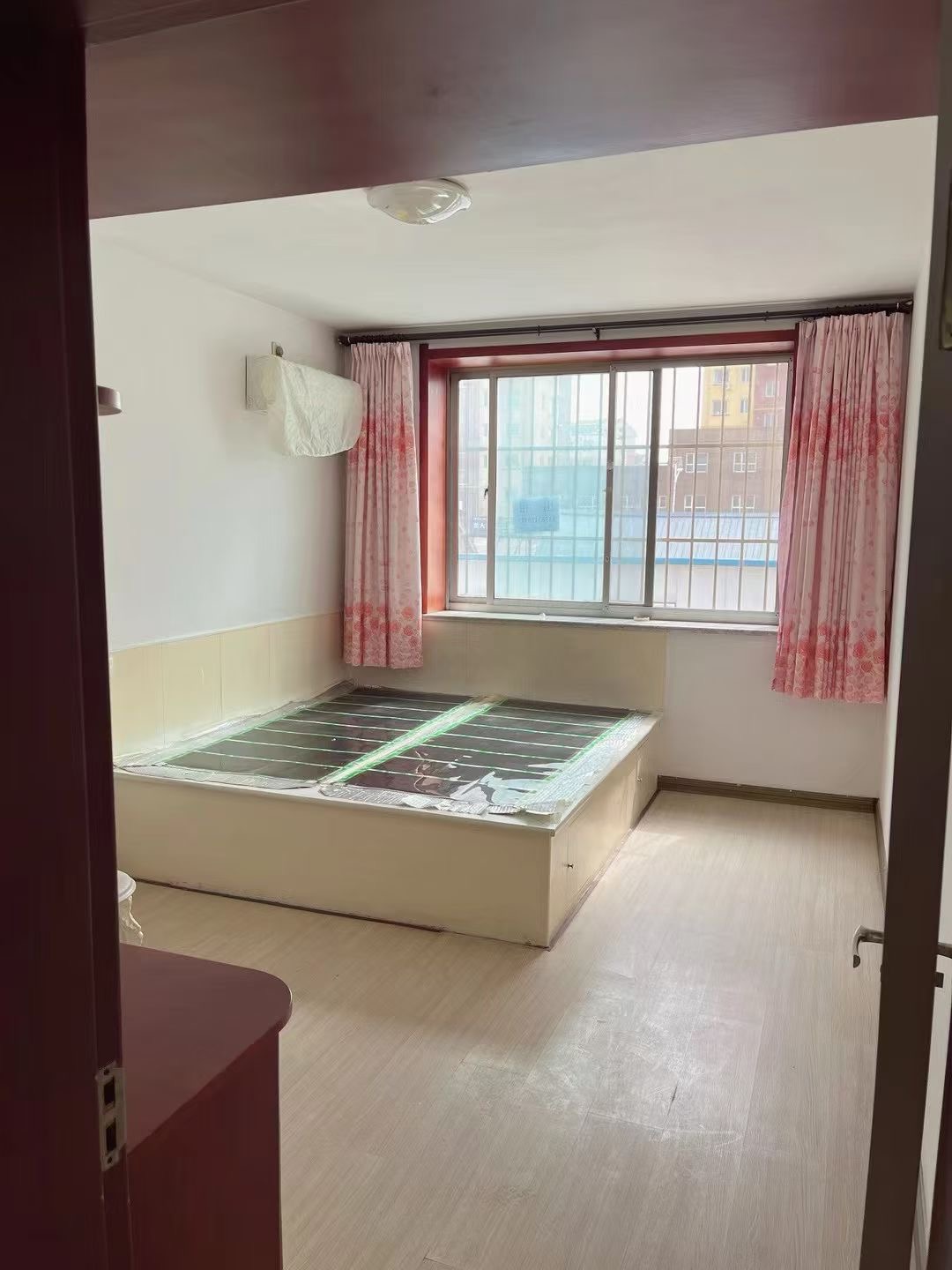 文登三里河一楼出售