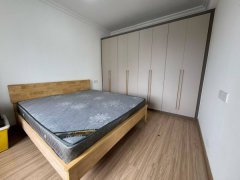 碧桂园翡翠郡17楼117.70平三室两卫66.8万