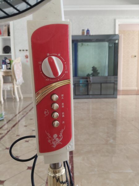 9.9成新家用取暖器